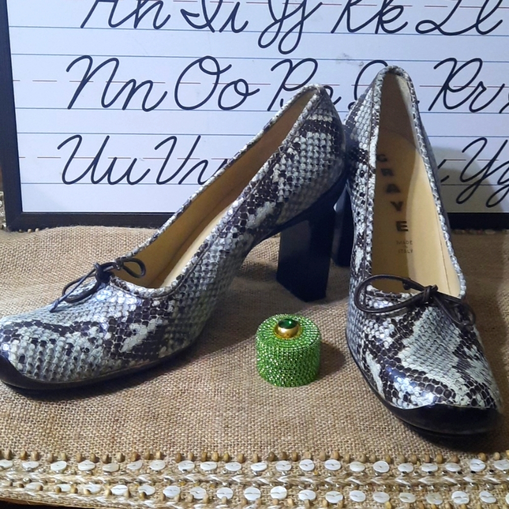 GRAYE Heels